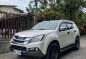 Selling Pearl White Isuzu Mu-X 2016 in Manila-1