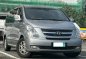 Selling White Hyundai Starex 2013 in Makati-0