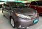 White Toyota Sienna 2013 for sale in Quezon City-0