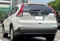 Selling White Honda Cr-V 2013 in Makati-3