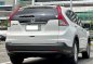 Selling White Honda Cr-V 2013 in Makati-7