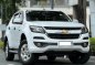 Selling White Chevrolet Trailblazer 2017 in Makati-0