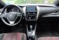White Toyota Yaris 2018 for sale in Automatic-9