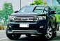 Selling White Ford Everest 2015 in Makati-2