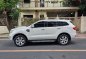 Selling White Ford Everest 2016 in Marikina-2