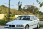 White Bmw 316i 1995 for sale in San Mateo-4