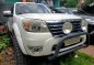 Selling White Ford Everest 2009 in Manila-2