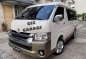 Selling White Toyota Hiace 2014 in Quezon City-1