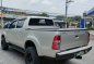 White Toyota Hilux 2011 for sale in Quezon City-3