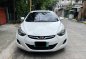 Selling White Hyundai Elantra 2012 in Mandaluyong-1