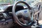 White Ford Everest 2017 for sale in Automatic-5