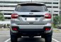 Selling White Ford Everest 2017 in Makati-3