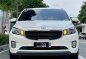 White Kia Carnival 2016 for sale in Makati-1