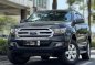 White Ford Everest 2016 for sale in Makati-1