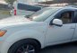 Sell White 2008 Mitsubishi Outlander in Bacoor-1