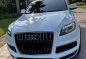 Selling White Audi Q7 2011 in Taguig-1