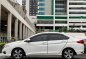 Selling White Honda City 2017 in Makati-9