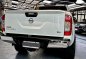 White Nissan Navara 2015 for sale in Automatic-2
