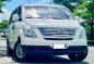 Selling White Hyundai Starex 2015 in Makati-2