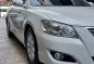 Selling Pearl White Toyota Camry 2009 in Quezon City-3