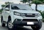 Selling White Isuzu Mu-X 2016 in Makati-2