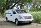White Hyundai Starex 2017 for sale in Parañaque-1