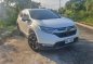 White Honda Cr-V 2017 for sale in Quezon City-0