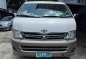 Selling White Toyota Hiace 2011 in Quezon City-1