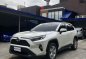 Selling White Toyota Rav4 2020 in Pasig-1
