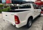 White Toyota Hilux 2005 for sale in Pasig-3