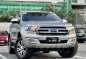 White Ford Everest 2017 for sale in Automatic-1