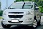White Chevrolet Spin 2015 for sale in Automatic-2