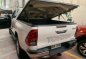 Selling White Toyota Hilux 2017 in Quezon City-2