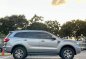 White Ford Everest 2017 for sale in Automatic-8