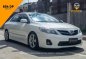 Pearl White Toyota Corolla 2013 for sale in Automatic-6