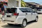 Selling White Toyota Innova 2018 in Manila-4