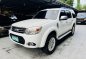 Selling White Ford Everest 2014 in Las Piñas-0
