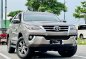 Selling White Toyota Fortuner 2019 in Makati-1