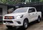 Selling White Toyota Hilux 2016 in Caloocan-1