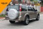 White Ford Everest 2013 for sale in Automatic-4