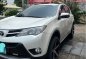 Selling White Toyota Rav4 2013 in Parañaque-6