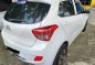 White Hyundai Grand i10 2015 for sale in Automatic-8