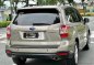 Green Subaru Forester 2014 for sale in Automatic-8