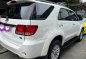 Selling White Toyota Fortuner 2007 in Taytay-3