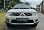 Selling White Mitsubishi Montero sport 2012 in Las Piñas-0