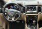 White Ford Everest 2016 for sale in Automatic-9