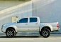 White Toyota Hilux 2014 for sale in Automatic-5