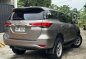 Selling White Toyota Fortuner 2018 in Manila-2