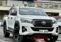 Sell White 2019 Toyota Hilux in Makati-0