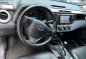 Selling White Toyota Rav4 2016 in Pateros-4